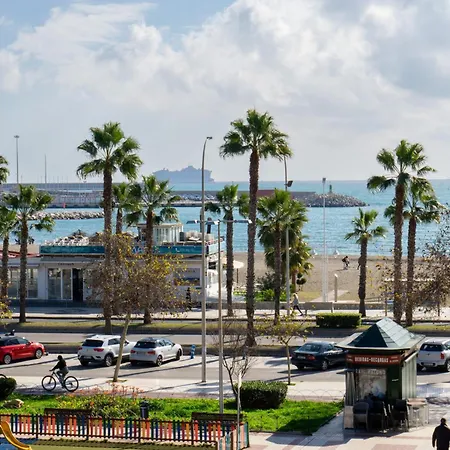 Sea Breeze Getaway Apartment Malaga Exterior photo