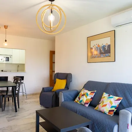 Sea Breeze Getaway Apartment Malaga Exterior photo